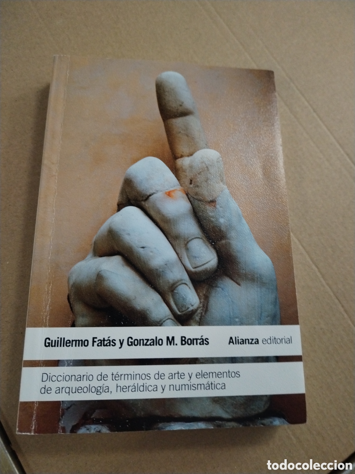 Libros: DICCIONARIO DE TERMINOS DE ARTE Y ELEMENTOS DE ARQUEOLOGIA, HERAL DICA Y NUMISMATICA Guillermo. CL