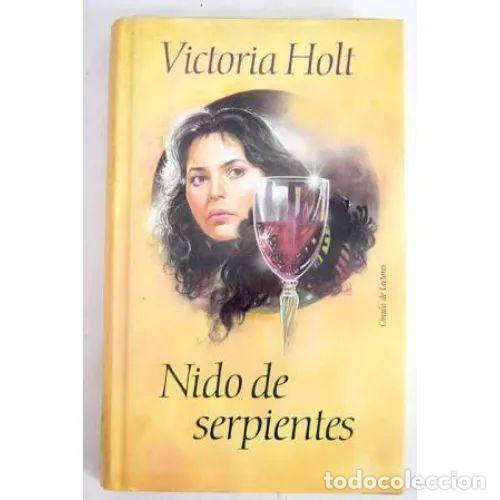 Livros em segunda m&atilde;o: NIDO DE SERPIENTES - VICTORIA HOLT