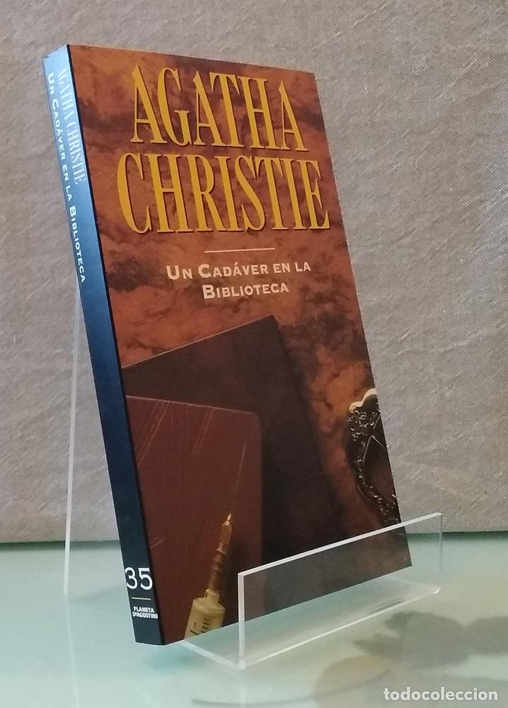 Libros: Un cad&aacute;ver en la biblioteca - Agatha Christie