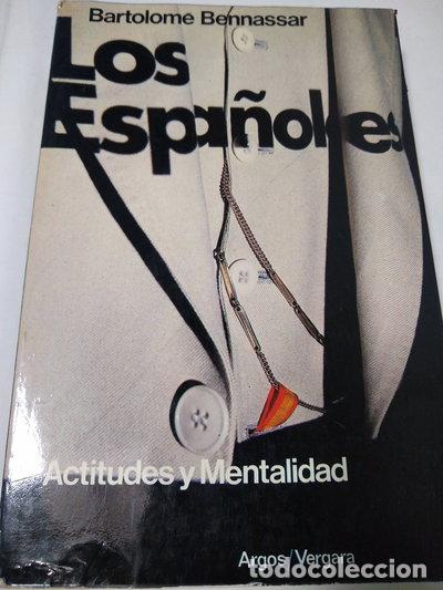 books: Los espa&ntilde;oles- 9788470174674