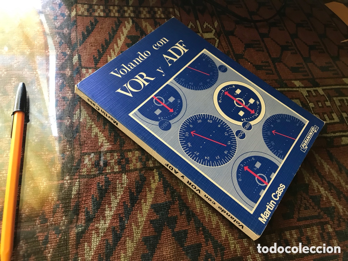 Libros: Volando con VOR y ADF. Martin Cass . Paraninfo