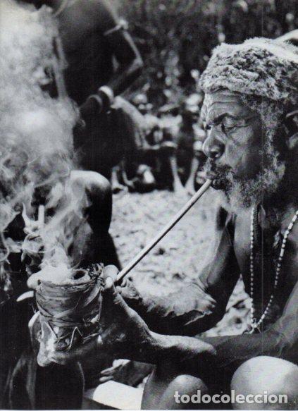 Livros em segunda m&atilde;o: LAMINA V53727: Viejo fumador de tabaco de Ruanda - Urundi