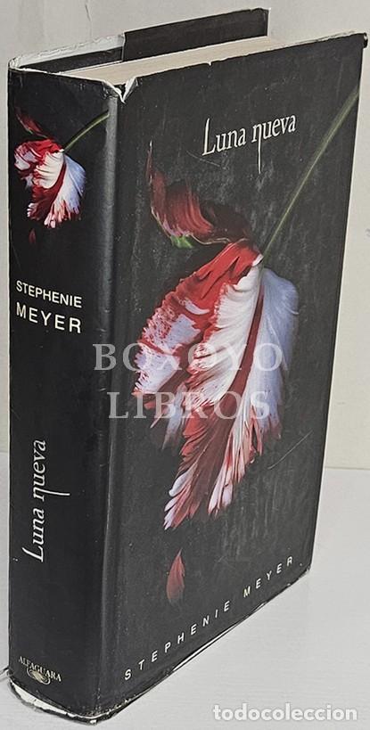 Livros em segunda m&atilde;o: MEYER, Stephanie. Luna nueva. Traducci&oacute;n de Miguel Pallar&eacute;s