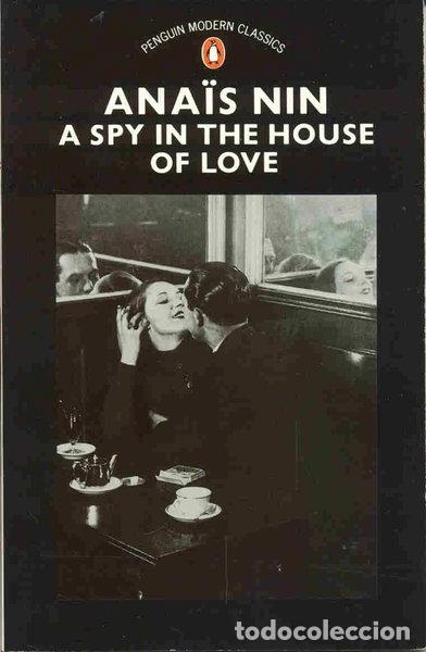 Livres: A Spy in the House of Love- 9780140082500