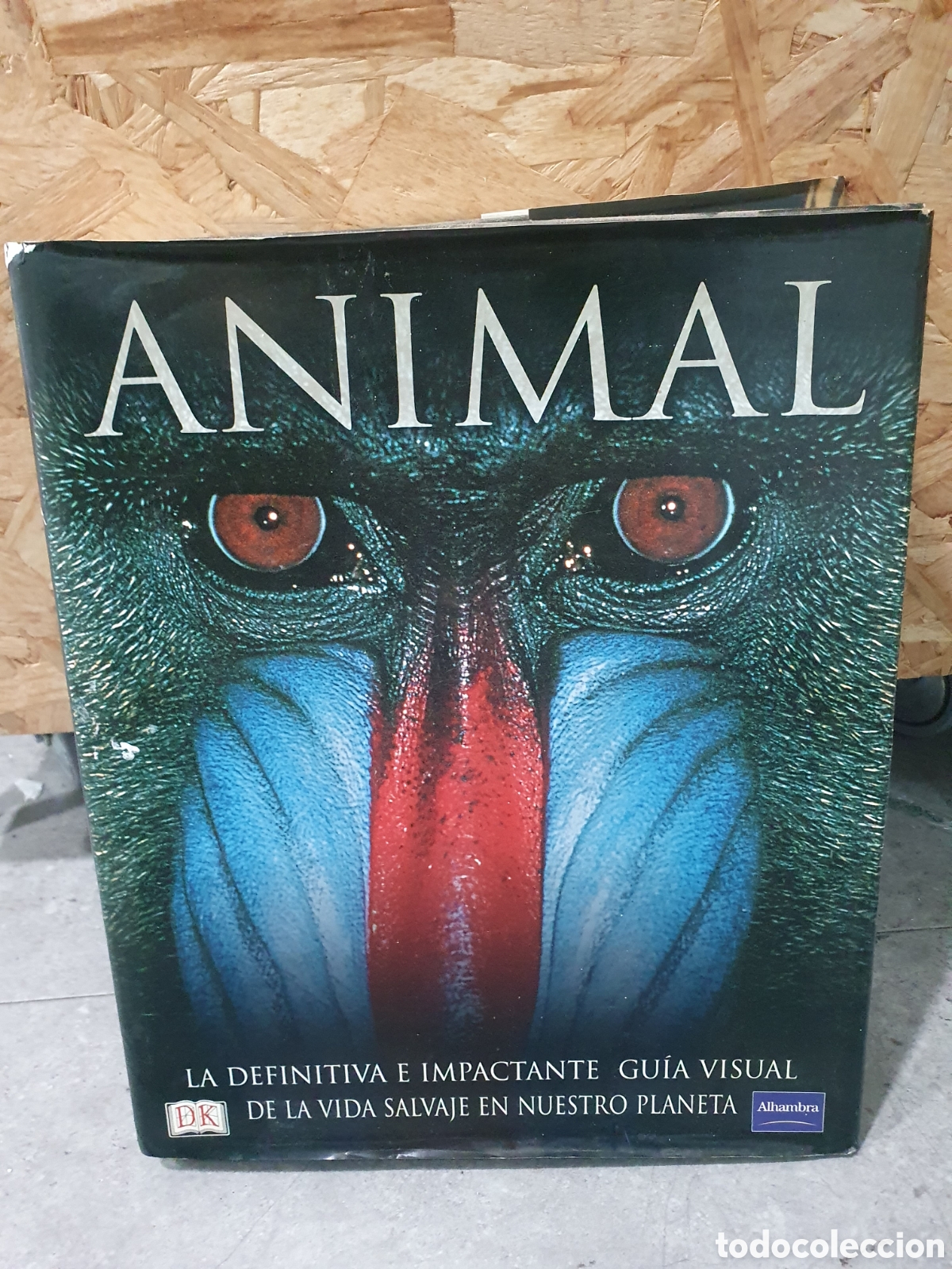 Libros: Libro mundo animal. Ed. Alhambra. (L98)
