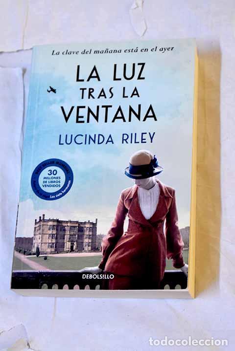 books: La luz tras la ventana.- Riley, Lucinda