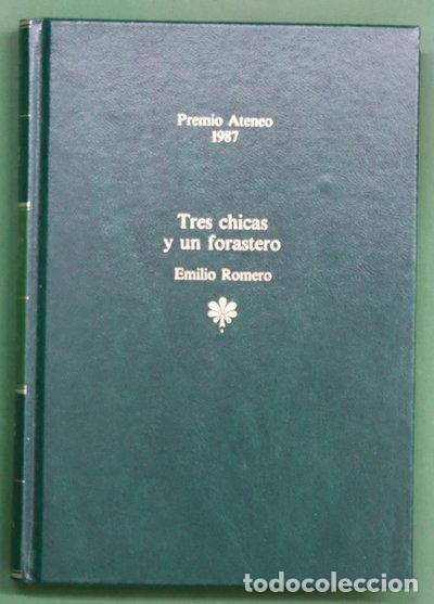 Libri di seconda mano: Tres chicas y un forastero- 9788432060595