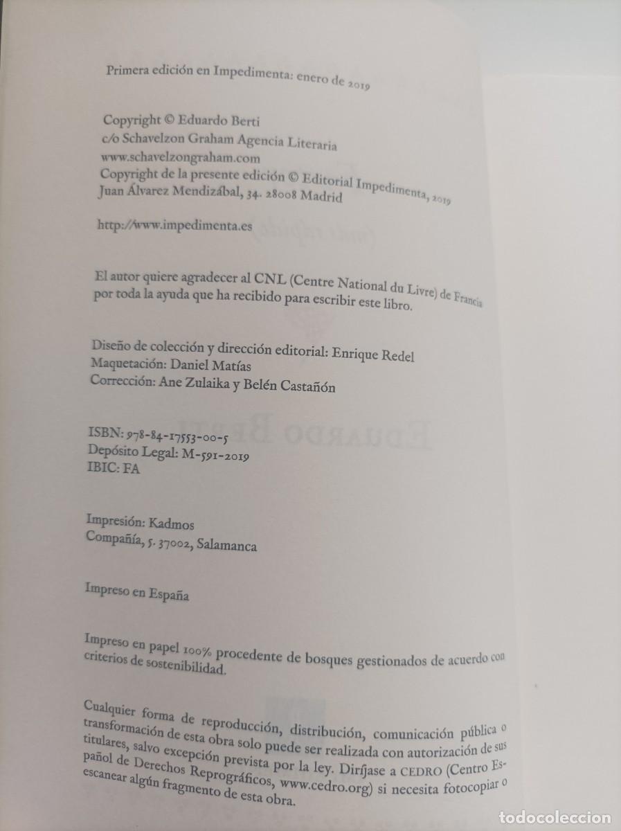Libros: Faster &laquo;M&aacute;s r&aacute;pido&raquo;. Eduardo Berti. Editorial Impedimenta. Madrid, 2019. - Foto 3