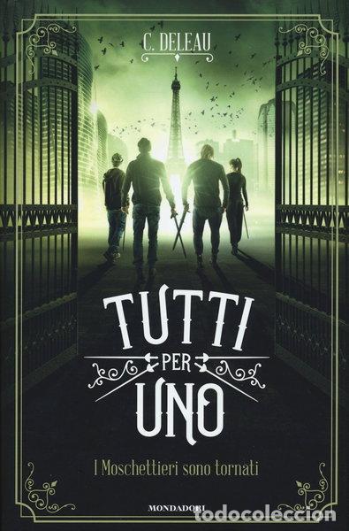 Livros em segunda m&atilde;o: Tutti per uno- 9788804654650