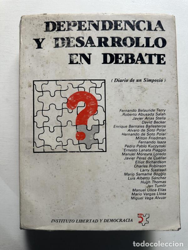 Livres: Dependencia y desarrollo en debate - -