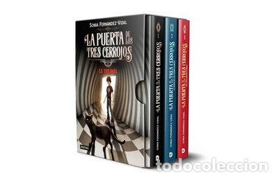 B&uuml;cher: Estuche trilog&iacute;a La puerta de los tres cerrojos- 9788408218227