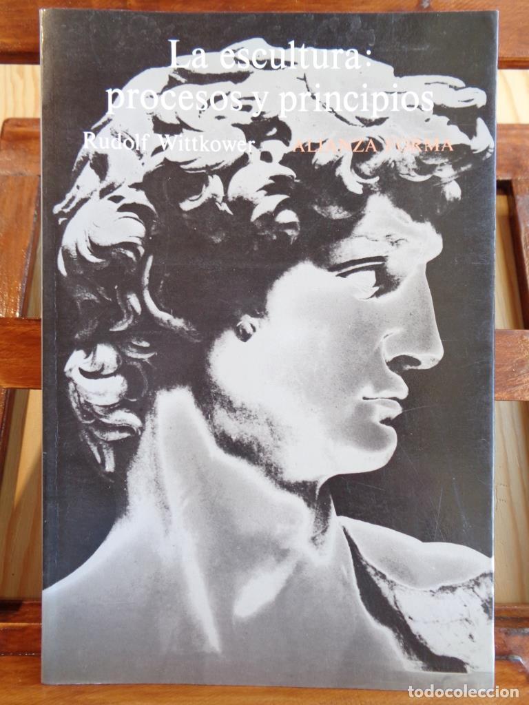 Livros em segunda m&atilde;o: LA ESCULTURA: PROCESOS Y PRINCIPIOS. - RUDOLF WITTKOWER