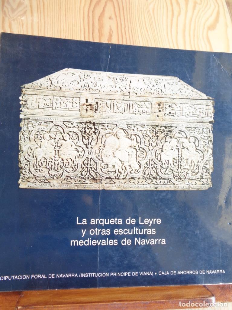 Livros em segunda m&atilde;o: LA ARQUETA DE LEYRE Y OTRAS ESCULTURAS MEDIEVALES DE NAVARRA - CLARA FERN&Aacute;NDEZ-LADREDA AGUADE