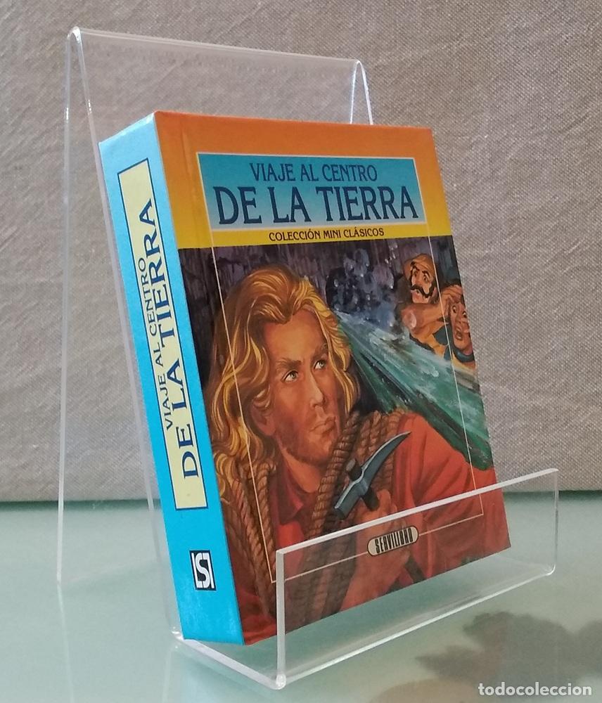 Libros: Viaje al centro de la Tierra (libro miniatura 9,5x12 cm) - Julio Verne