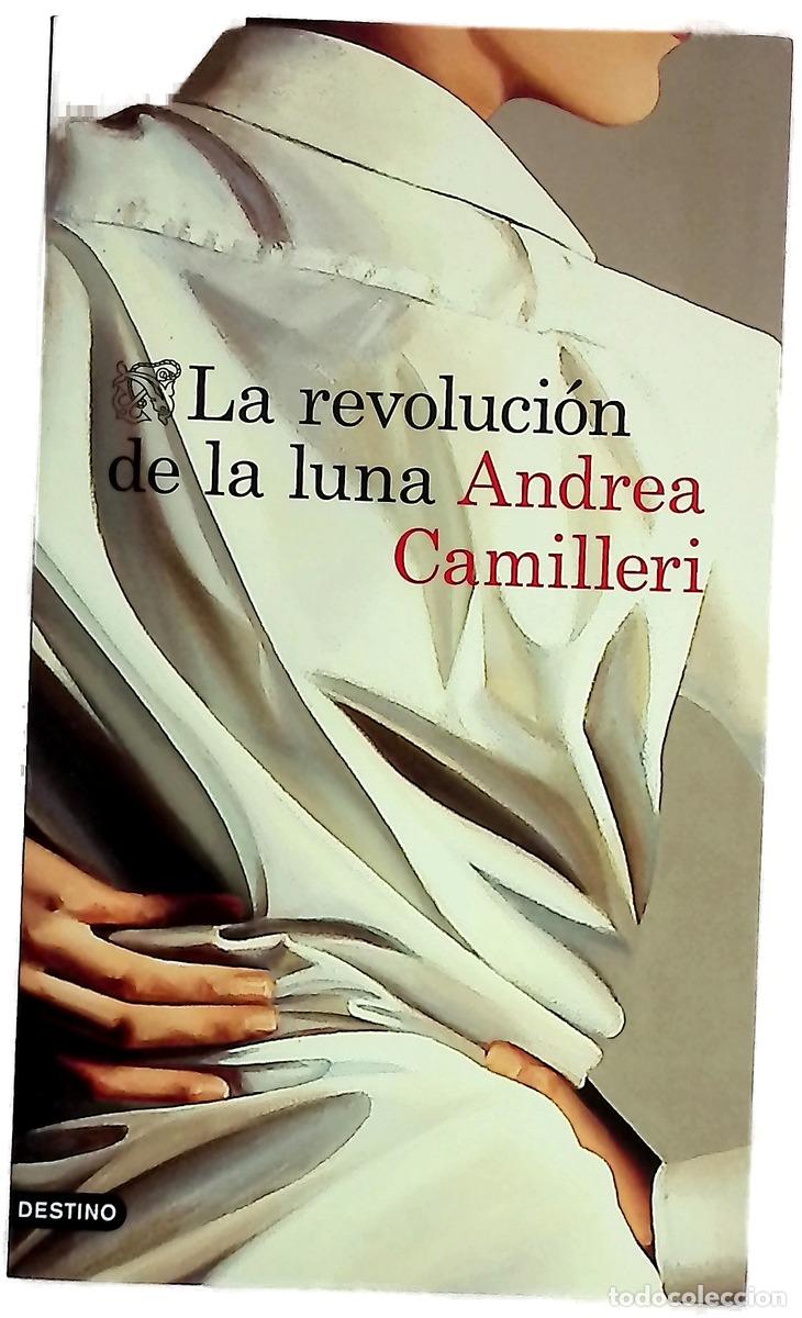 books: La revoluci&oacute;n de la luna - Camilleri, Andrea; Vitale, Carlos