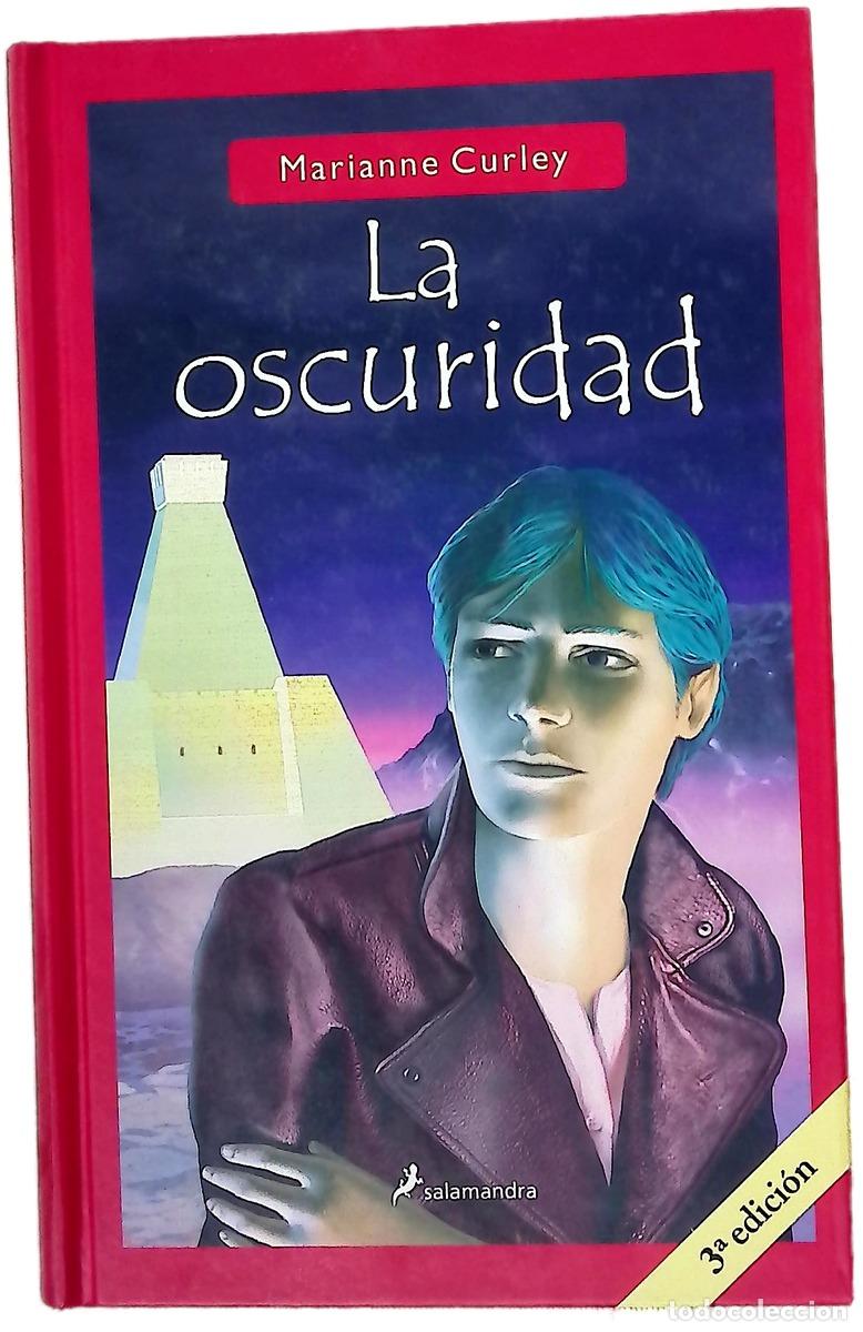 B&uuml;cher: La oscuridad - Curley, Marianne