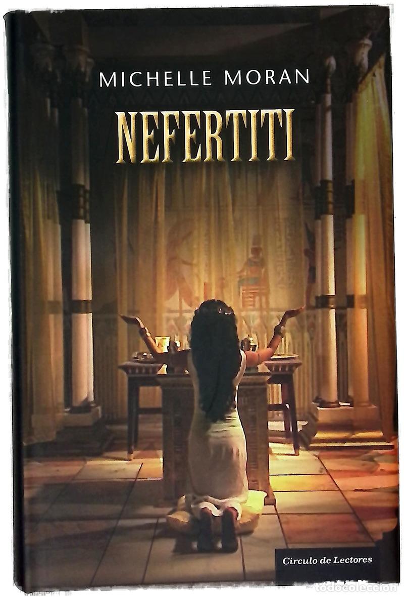 Livros em segunda m&atilde;o: Nefertiti - Moran, Michelle; Cross, Esther