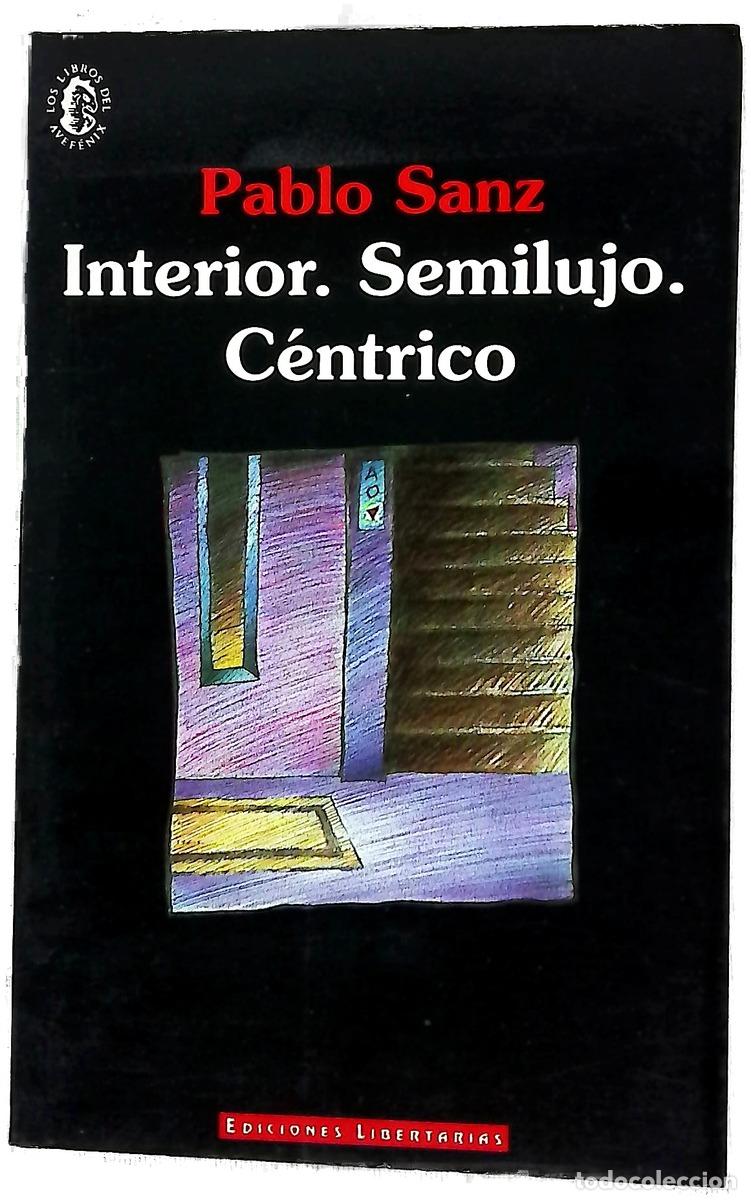 Libros: Interior. Semilujo. Céntrico