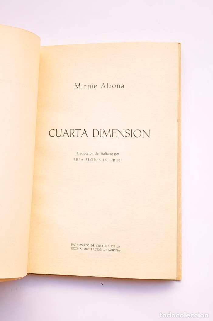 Libros: Cuarta dimensi&oacute;n - ALZONA, Minnie - Foto 2