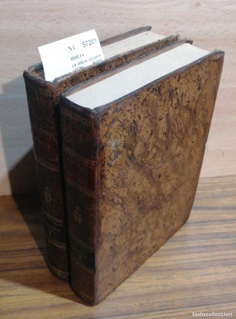 Livros em segunda m&atilde;o: BIBLIA - LA BIBLIA VULGATA LATINA (NUEVO TESTAMENTO. 2 VOLUMENES) , trad. al espa&ntilde;ol y anotada confo