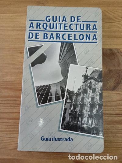 books: Gu&iacute;a de arquitectura de Barcelona- 9788401608452