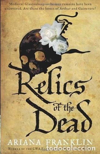 Libri di seconda mano: Relics of the Dead- 9780593062746