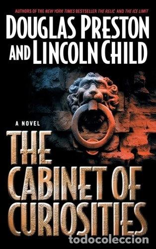 Libros: The Cabinet of Curiosities- 9780446530224