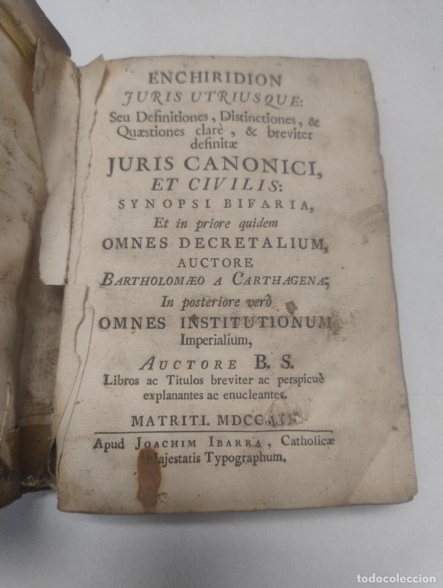 Libros: Enchiridion Juris Utriusque: seu definitiones, distinctiones, & quaestiones clare & breviter definit