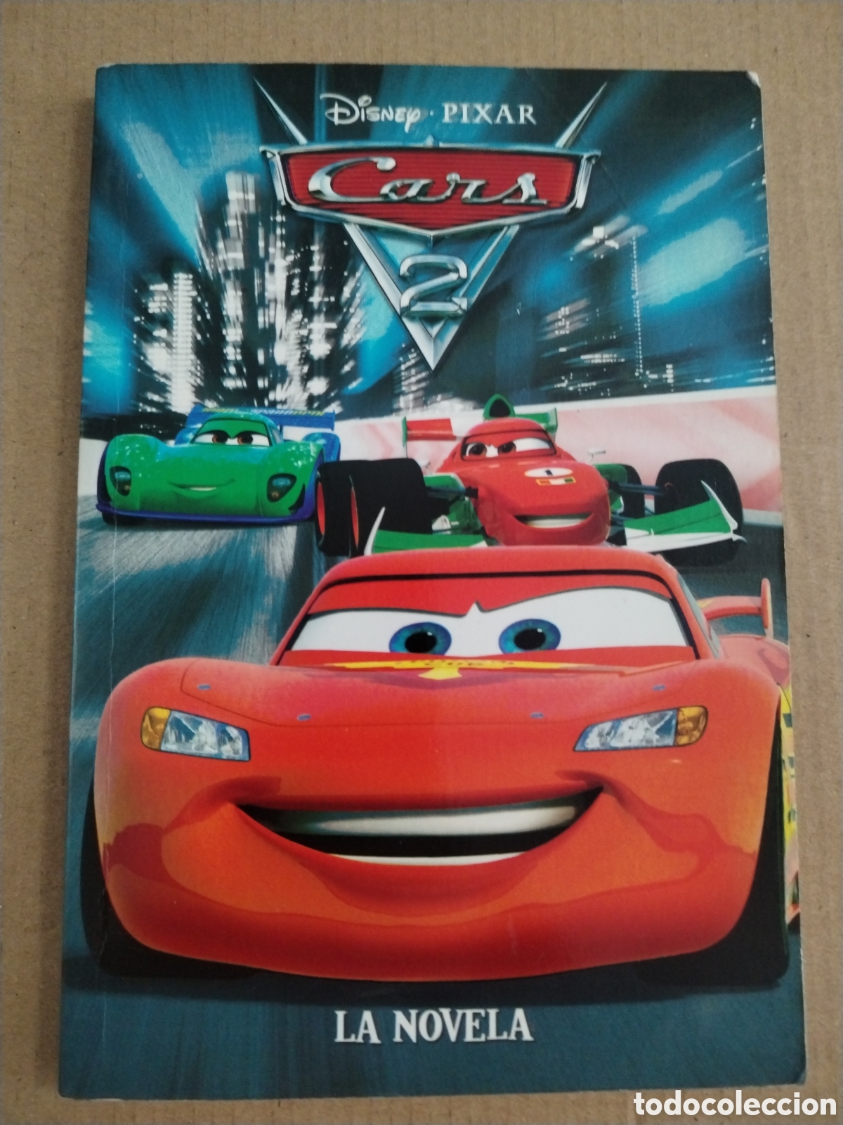 Livres: NOVELA CARS 2. DISNEY LIBROS. CL.