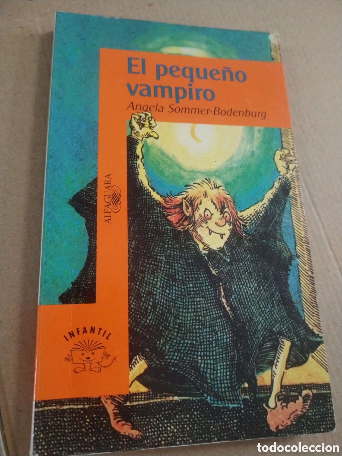 Libros: EL PEQUE&Ntilde;O VAMPIRO. Angela Sommer-Bodenburg.