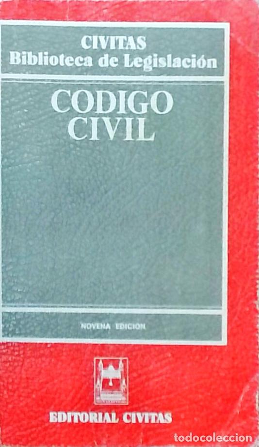 Livros em segunda m&atilde;o: C&oacute;digo Civil - Autores Varios: