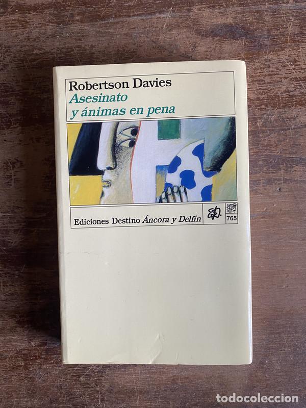 Livres: Asesinato y animas en pena - Davies Robertson
