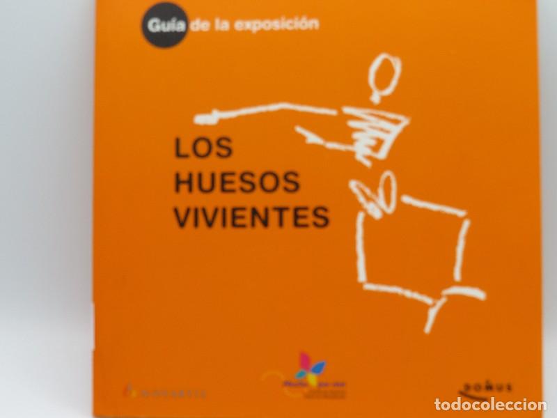 Libri di seconda mano: Los Huesos Vivientes - Barciela Dur&aacute;n, Patricia - Ayuntamiento de a Coru&ntilde;a. Servicio de Educaci&oacute;n