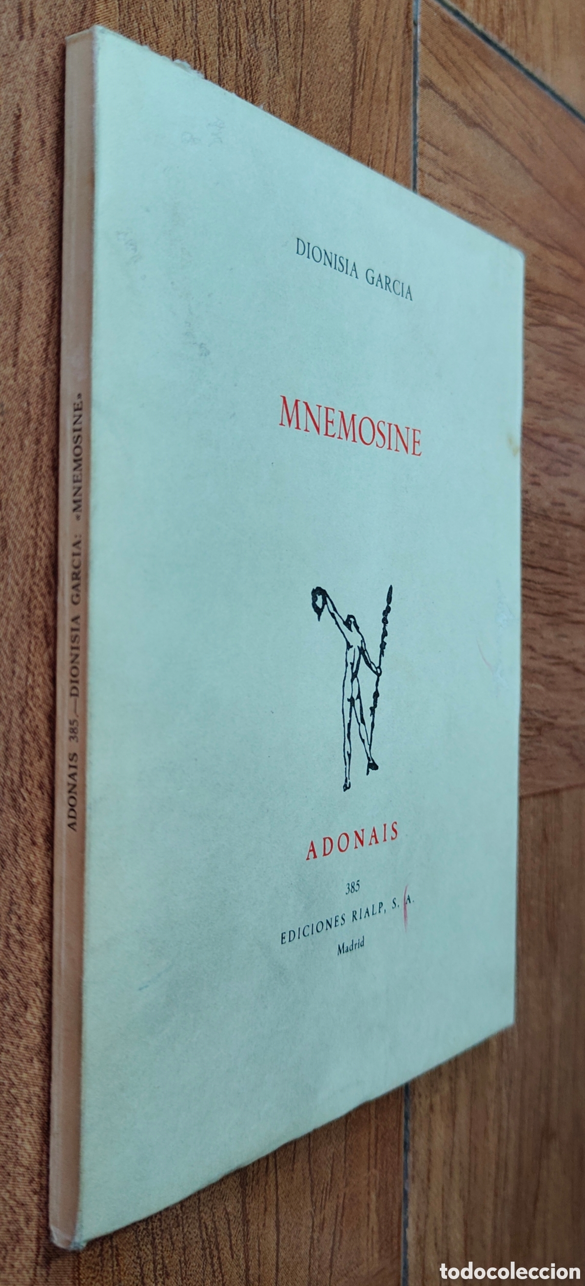Libros: Mnemosine � Rialp - Dionisia Garc&iacute;a