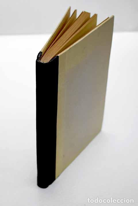 Livros em segunda m&atilde;o: La decadencia de la cortes&iacute;a y otros ensayos.- Baroja, P&iacute;o