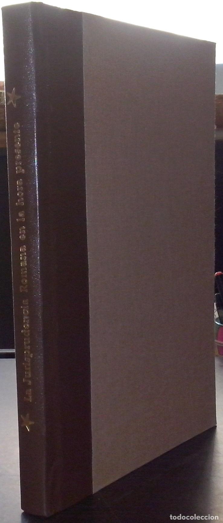 Livros em segunda m&atilde;o: La jurisprudencia romana en la hora presente. Discurso le&iacute;do el d&iacute;a 2 de mayo de 1966, en su recepci