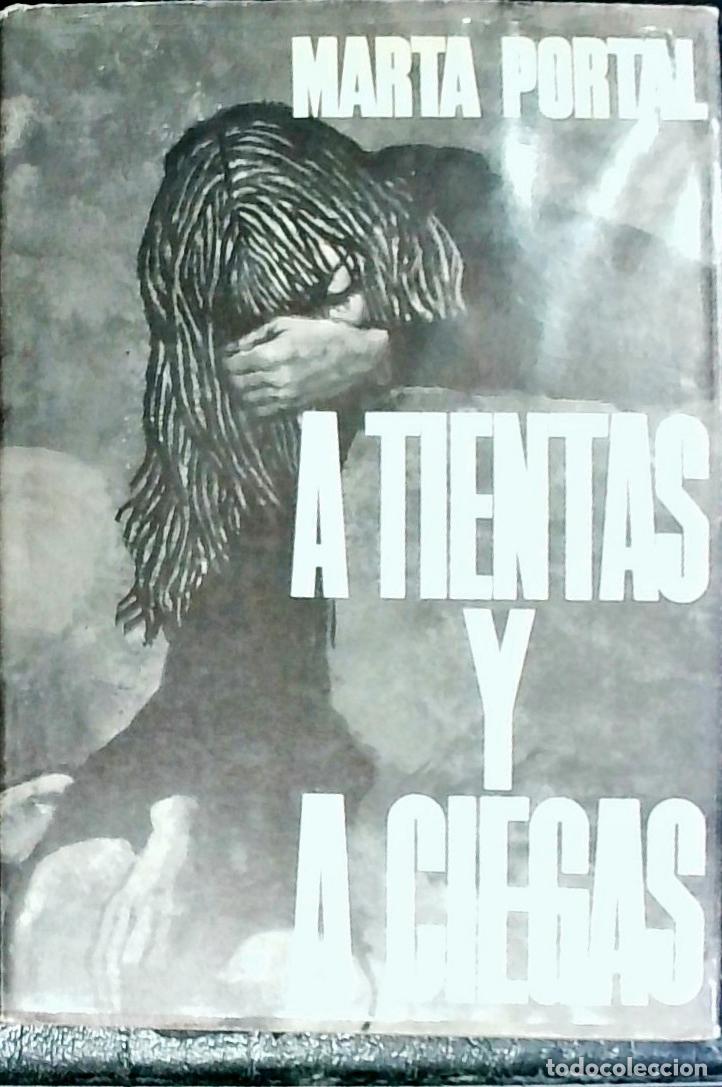books: A tientas y a ciegas - Portal, Marta: