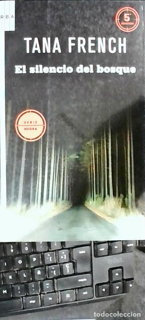 Libri di seconda mano: El silencio del bosque - French, Tana: