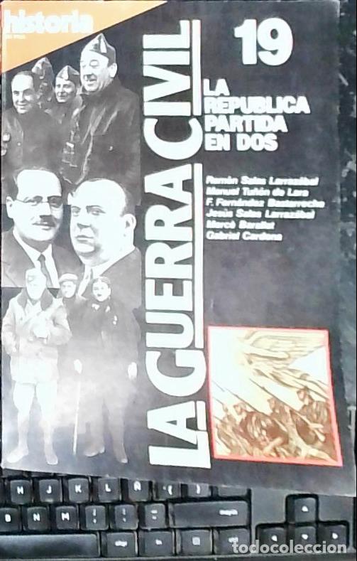 books: La Rep&uacute;blica partida en dos - Salas Larraz&aacute;bal, Ram&oacute;n; Tu&ntilde;&oacute;n de Lara, Manuel y otros: