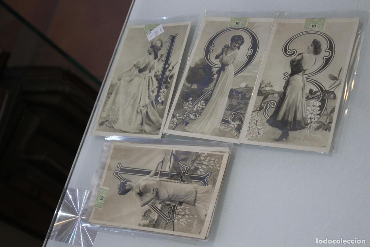 Libros: Colecci&oacute;n de 10 postales de mujeres con n&uacute;meros. -