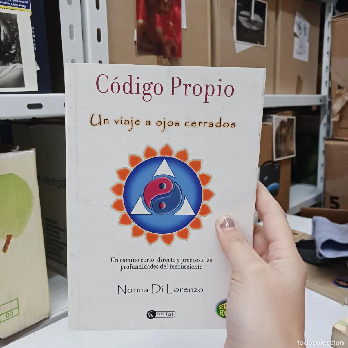 Libri di seconda mano: Codigo propio - Norma DI Lorenzo