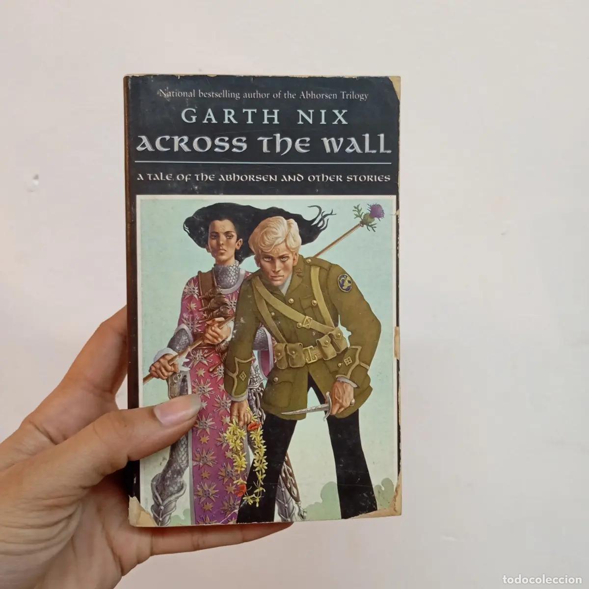Libros: Across the wall - Garth Nix - Foto 1