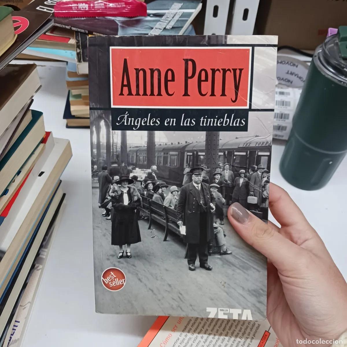 B&uuml;cher: Angeles en las tinieblas (det.) - Anne Perry