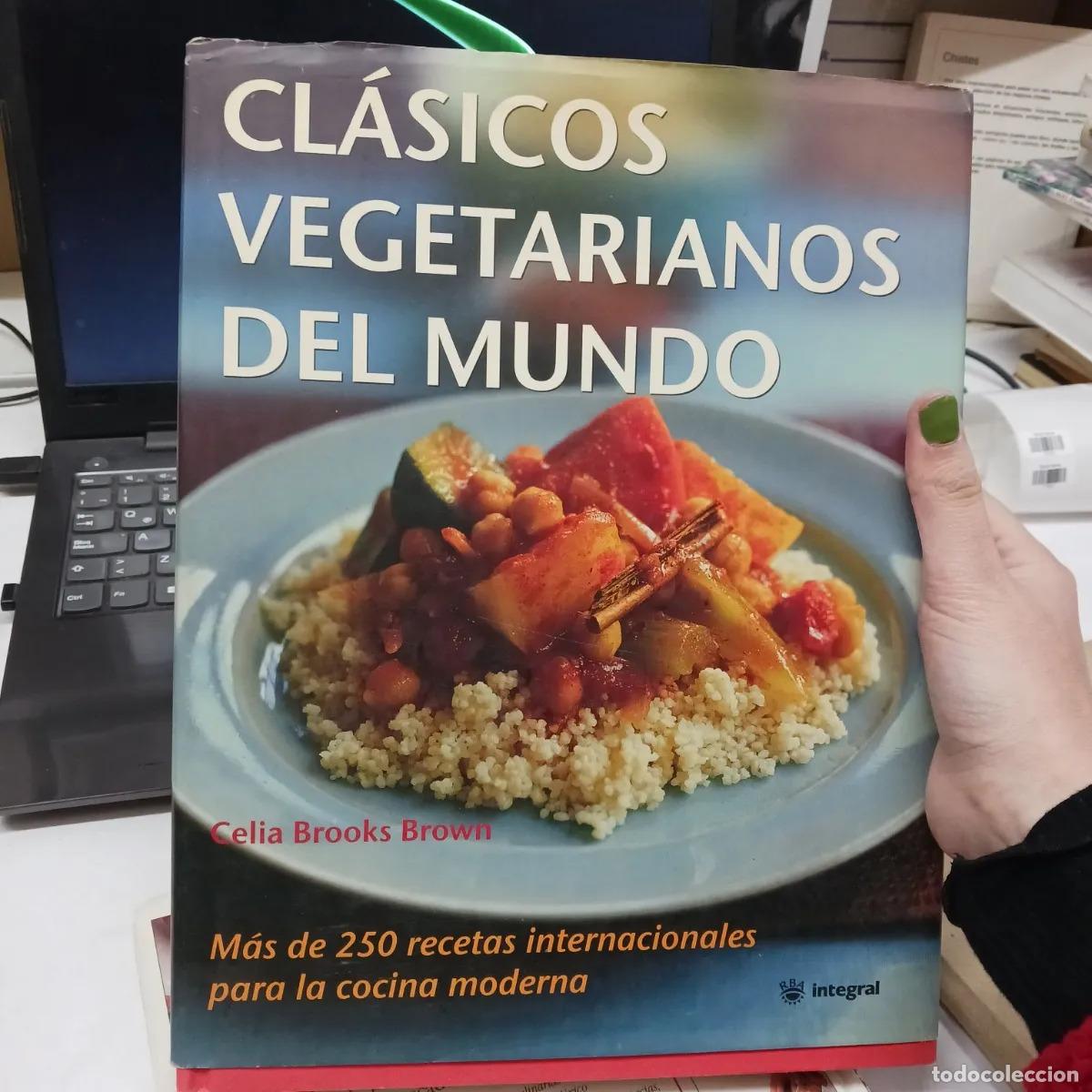 Libri di seconda mano: Clasicos vegetarianos del mundo - Celia Brooks Brown