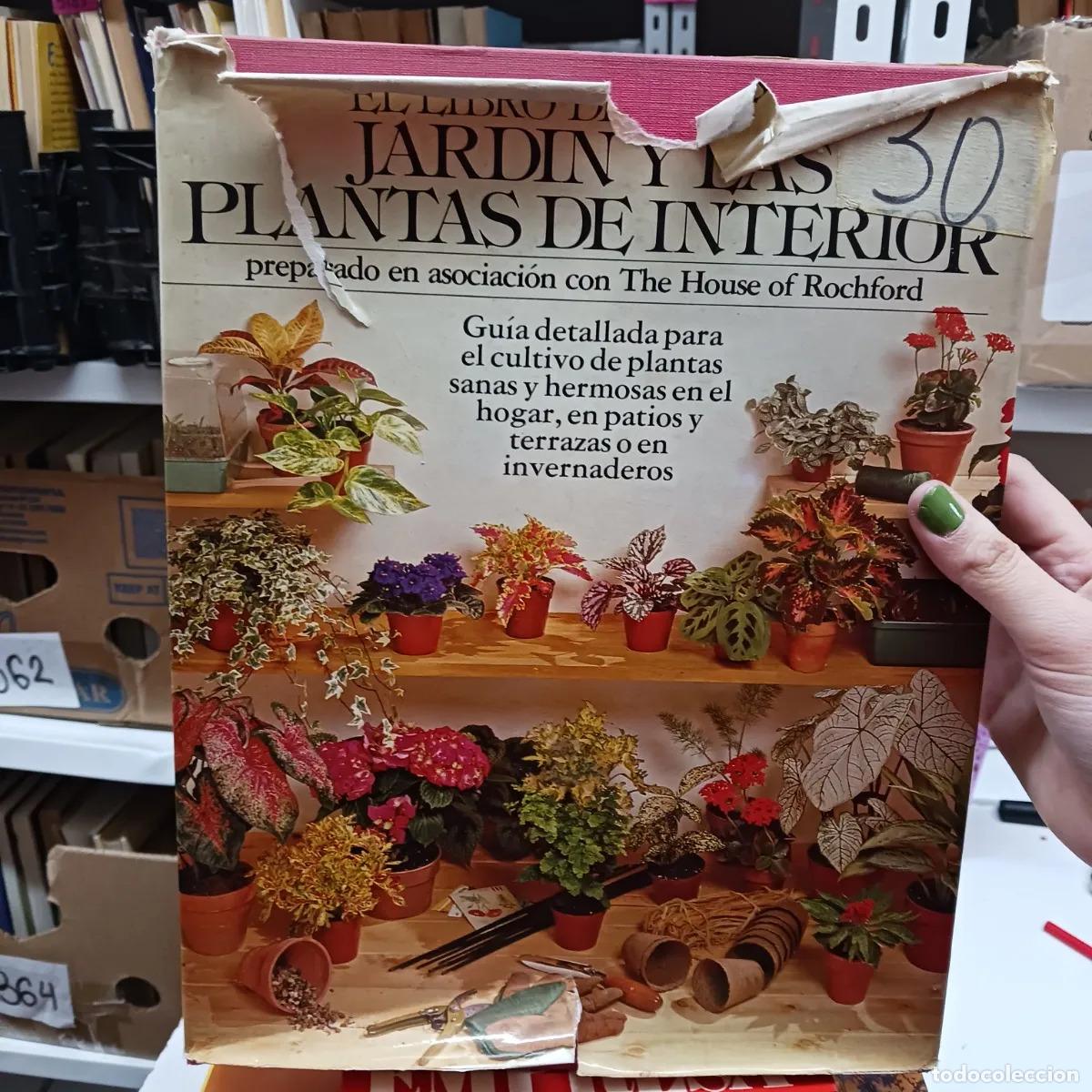 Libros: El libro de oro del jardin y las plantas de interior - VVAA - Foto 1