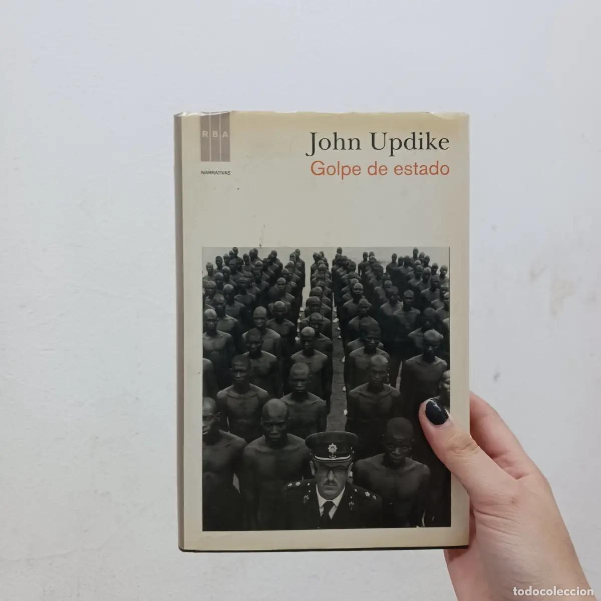 Libros: Golpe de estado - John Updike - Foto 1