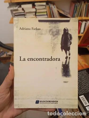 Libri di seconda mano: La encontradora - Adriana Farkas