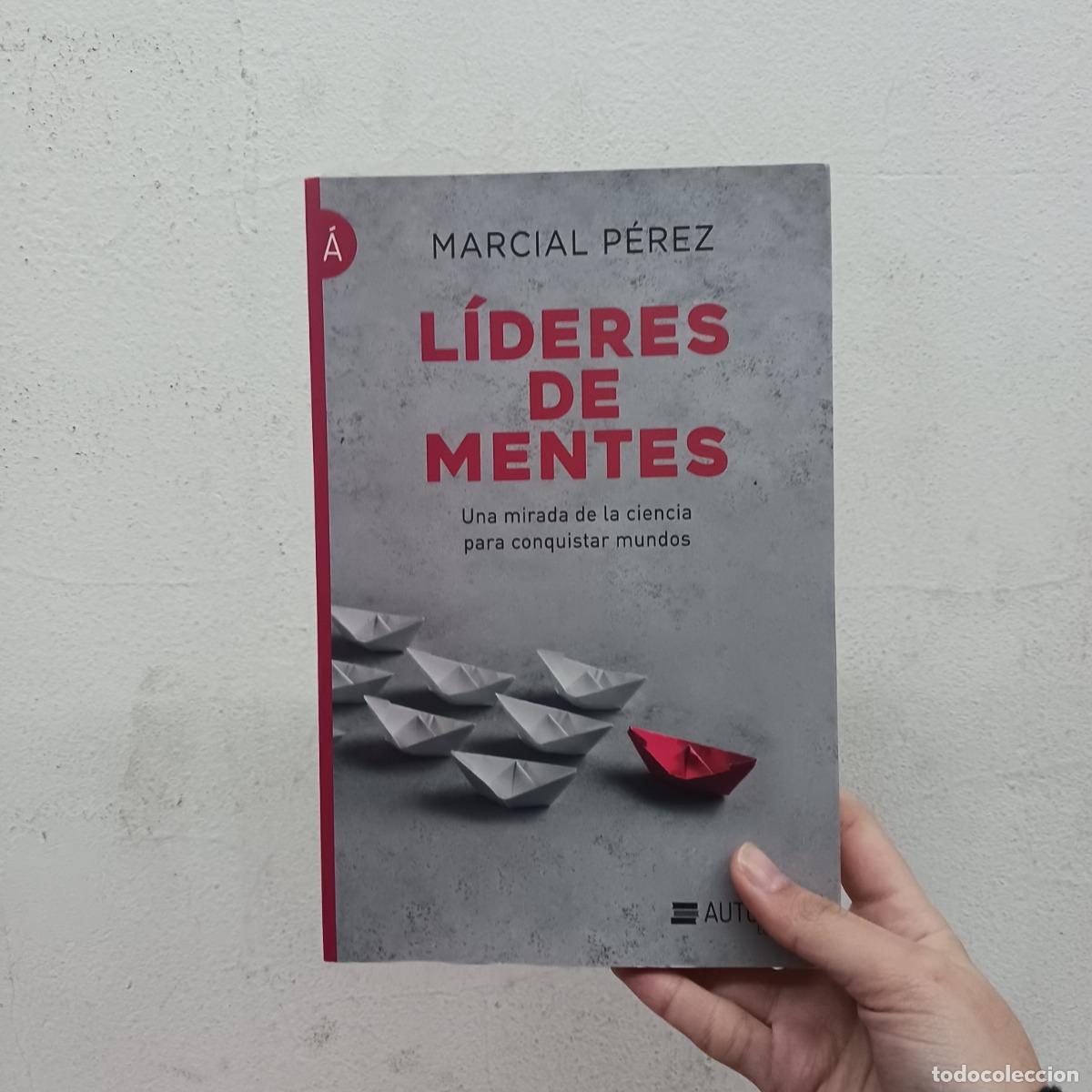 Livres: L&iacute;deres de mentes - Maricial P&eacute;rez