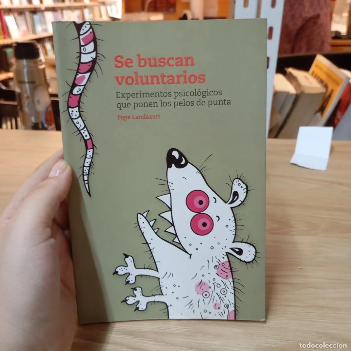 Libri di seconda mano: Se buscan voluntarios - Pepe Land&aacute;zuri