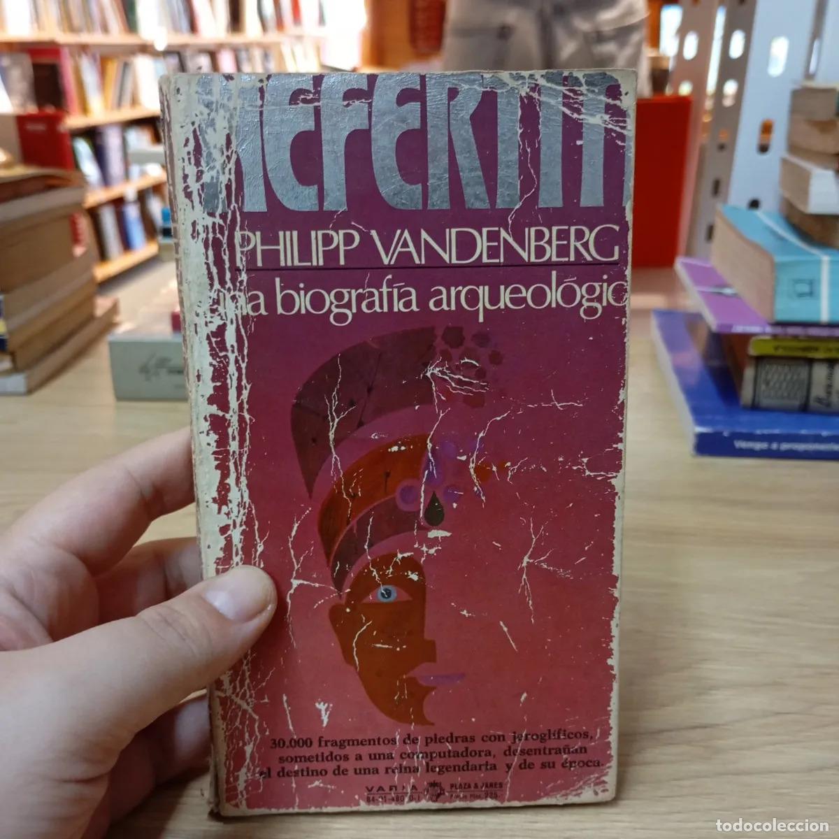 books: Nefertiti det - Philipp Vandenberg